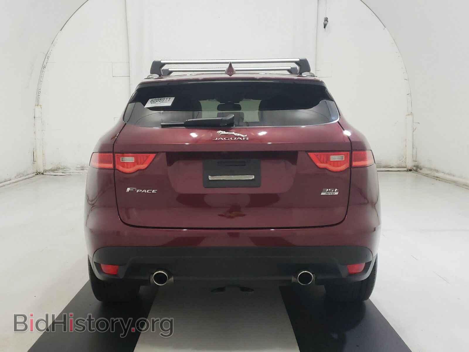 2017 Jaguar F-PACE - VIN: SADCK2BV8HA890835 - Фото 5