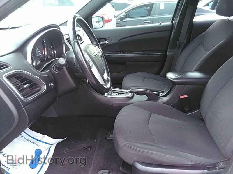 2013 Chrysler 200 - VIN: 1C3CCBBB9DN764490 - Фото 3