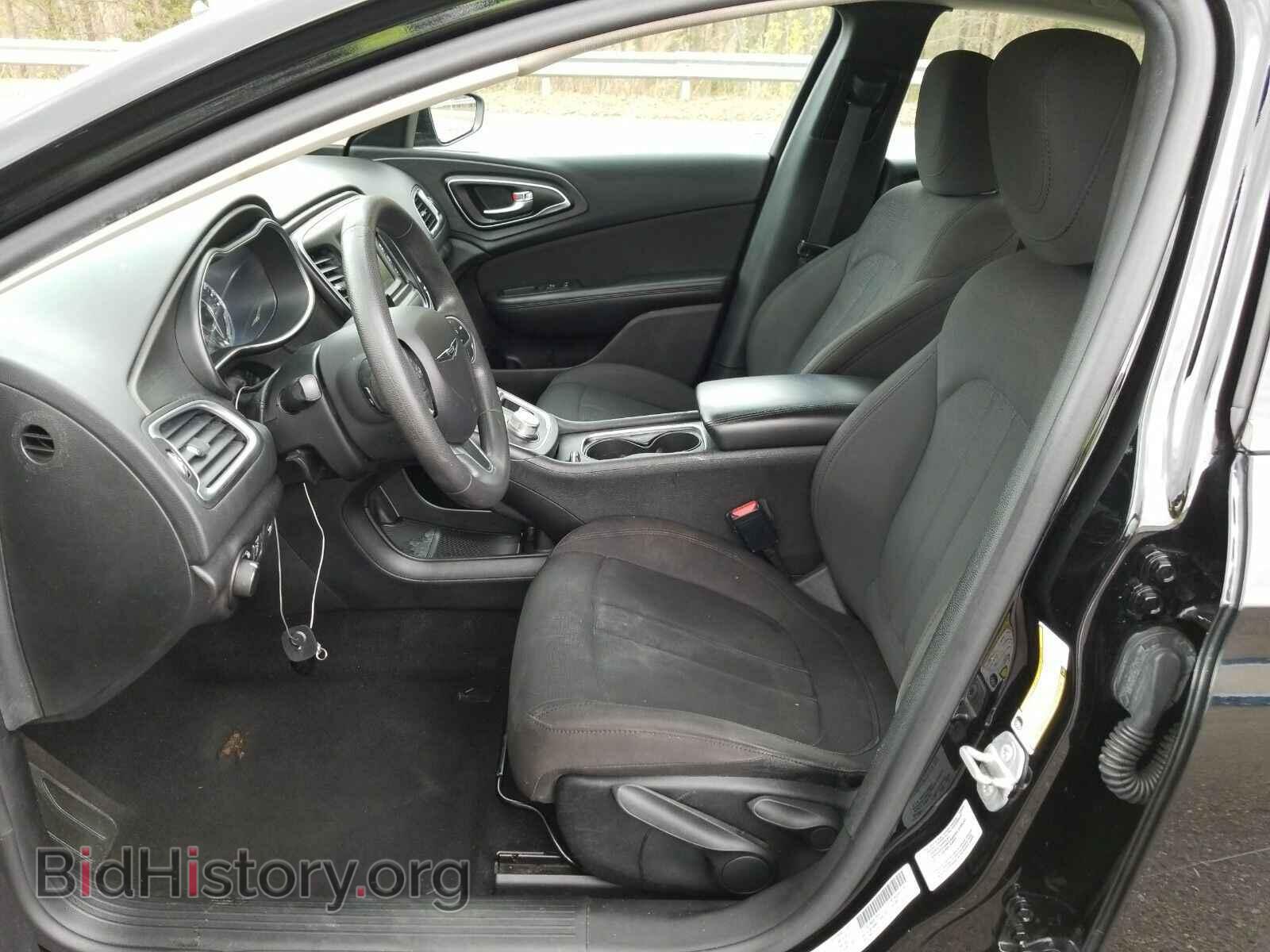 2016 Chrysler 200 - VIN: 1C3CCCAB2GN137674 - Фото 3