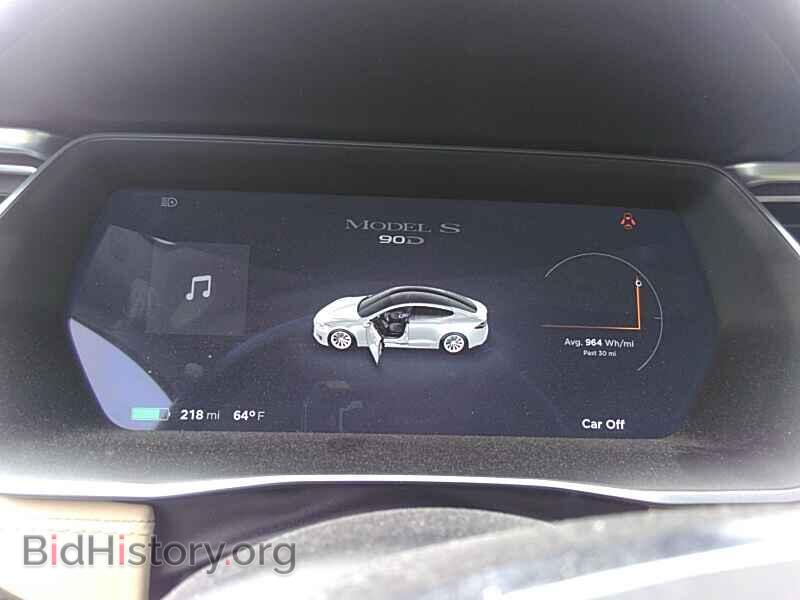 2016 Tesla Model S - VIN: 5YJSA1E28GF167286 - Фото 5