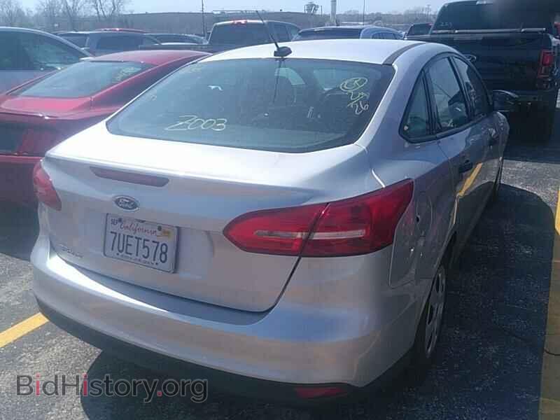 2016 Ford Focus - VIN: 1FADP3E28GL329035 - Фото 2