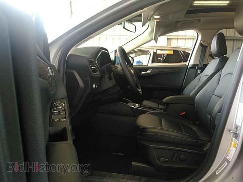 2020 Ford Escape - VIN: 1FMCU9J94LUA58592 - Фото 3