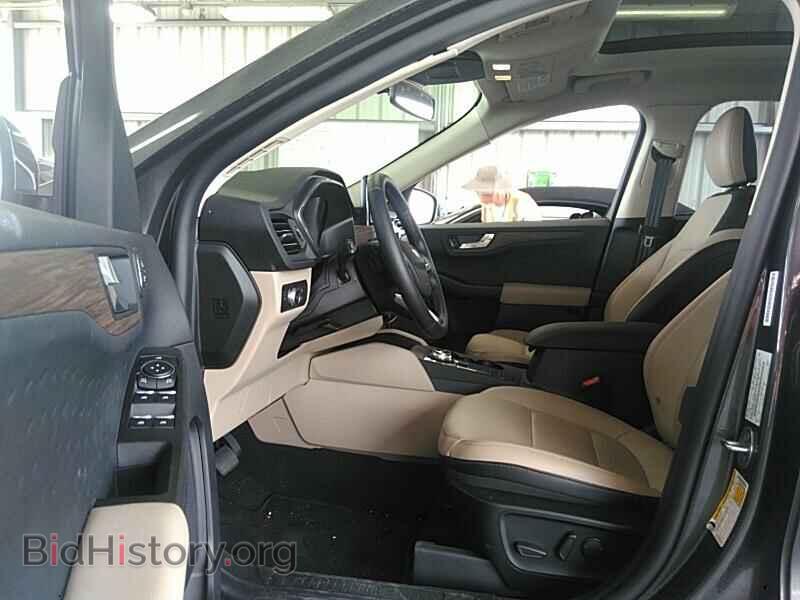 2020 Ford Escape - VIN: 1FMCU9J95LUA58603 - Photo 3