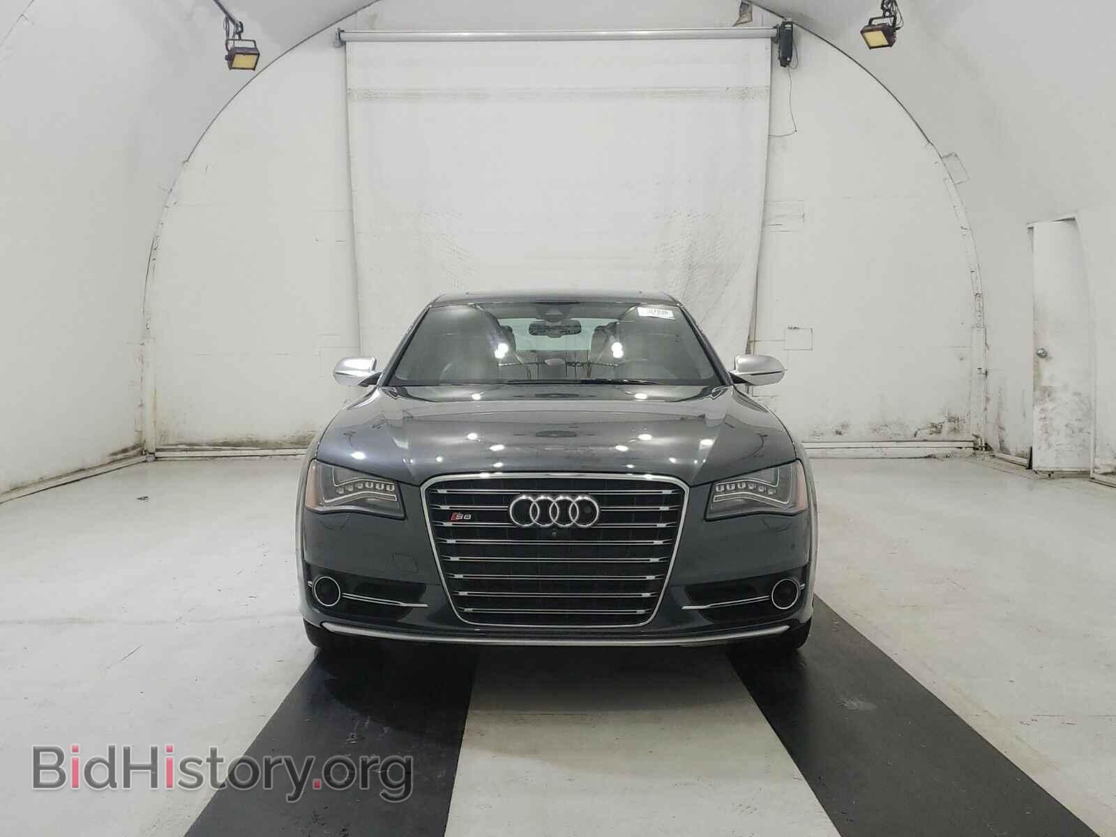 2013 Audi S8 - VIN: WAUD2AFDXDN029541 - Фото 2