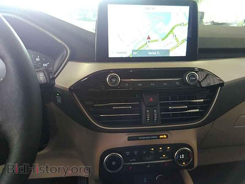 2020 Ford Escape - VIN: 1FMCU9H63LUA37180 - Фото 4