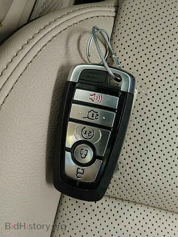 2020 Ford Escape - VIN: 1FMCU9J98LUA58708 - Photo 8