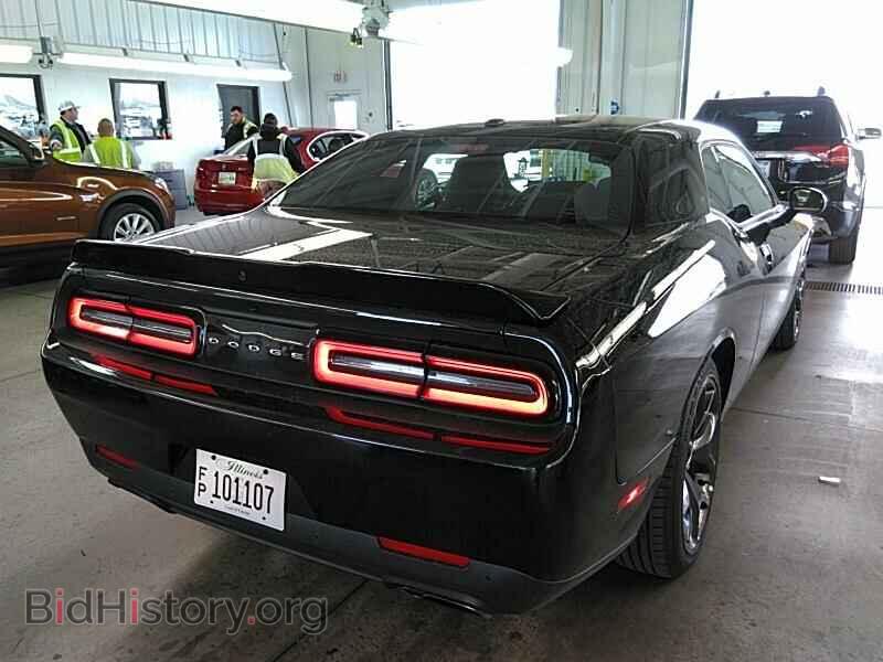2019 Dodge Challenger - VIN: 2C3CDZBT4KH642012 - Фото 2