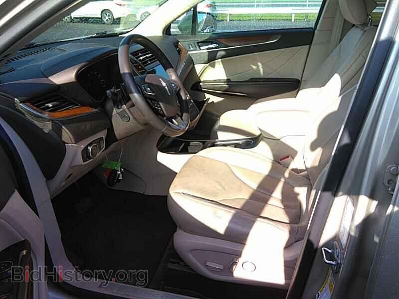 2017 Lincoln MKC - VIN: 5LMCJ2D98HUL44543 - Фото 3