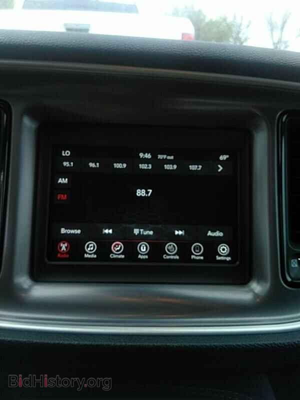 2019 Dodge Challenger - VIN: 2C3CDZBT8KH655345 - Фото 4