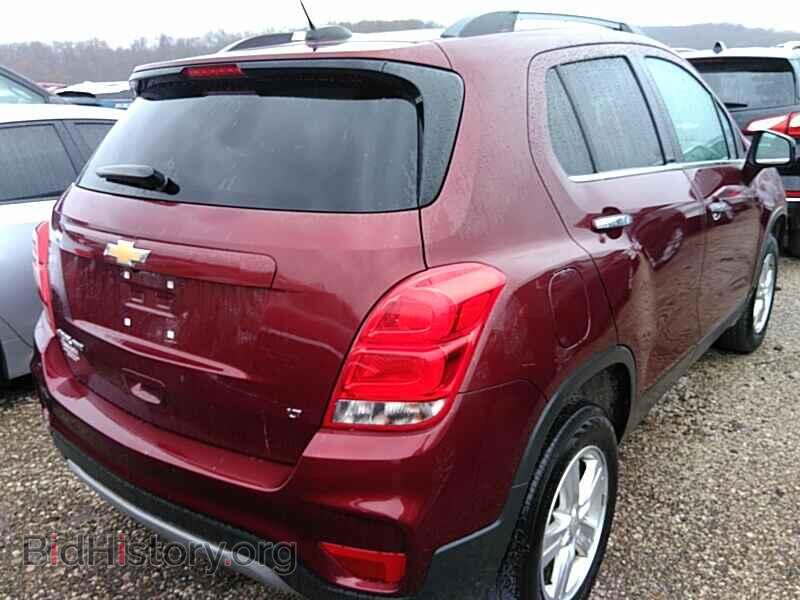 2017 Chevrolet Trax - VIN: 3GNCJPSB1HL193802 - Фото 2