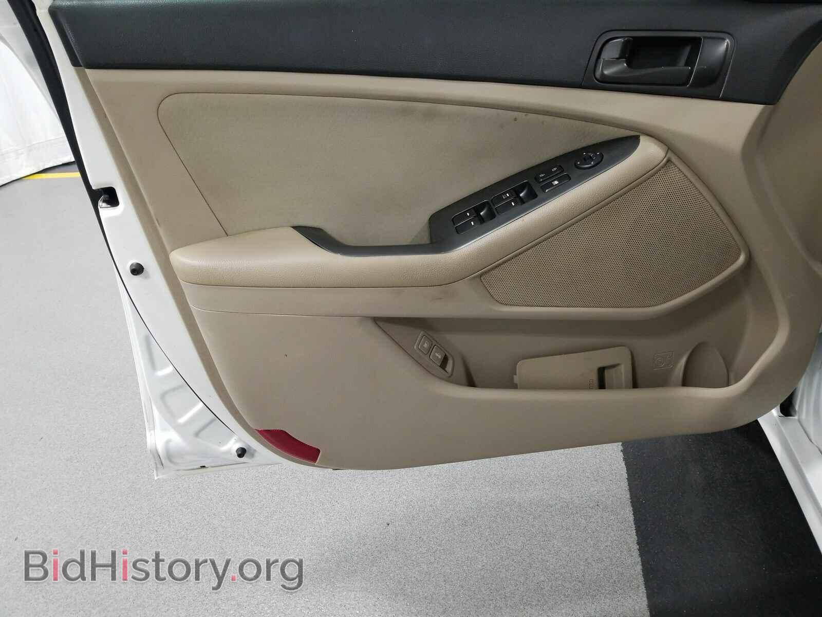 2015 Kia Optima - VIN: KNAGM4A76F5566436 - Photo 9