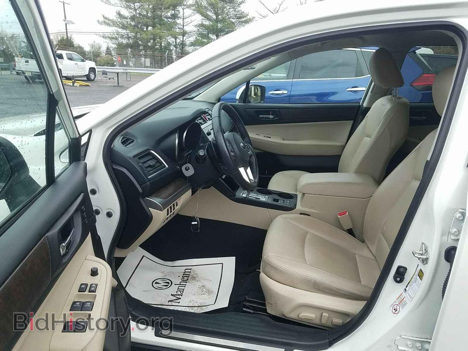 2017 Subaru Outback - VIN: 4S4BSANC5H3346109 - Фото 3