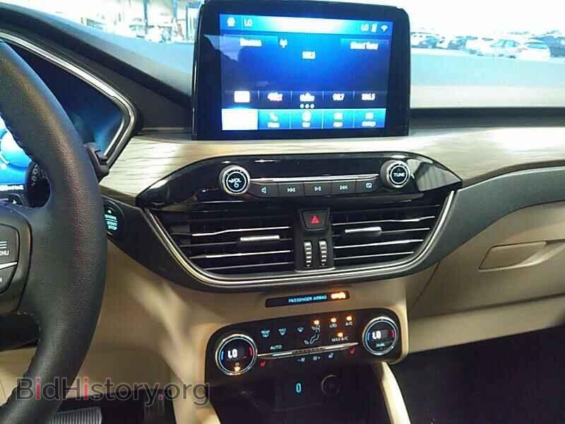 2020 Ford Escape - VIN: 1FMCU9J99LUA37317 - Photo 4