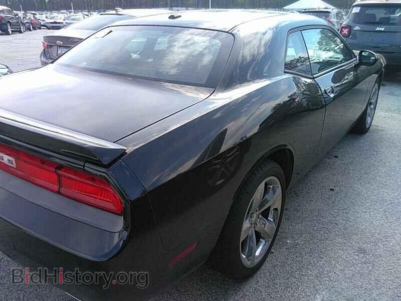 2013 Dodge Challenger - VIN: 2C3CDYAG4DH587661 - Photo 2