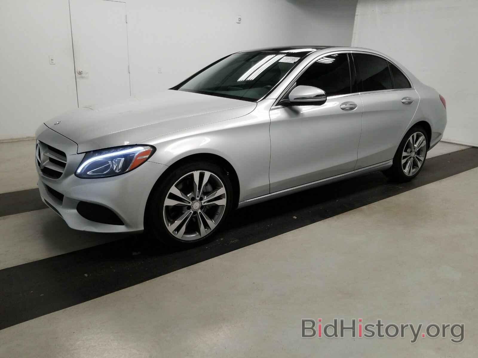 Photo 55SWF4JBXGU171865 - Mercedes-Benz C-Class 2016