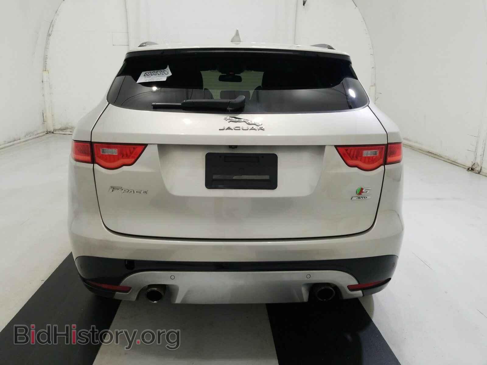 2017 Jaguar F-PACE - VIN: SADCM2BV2HA884071 - Фото 5