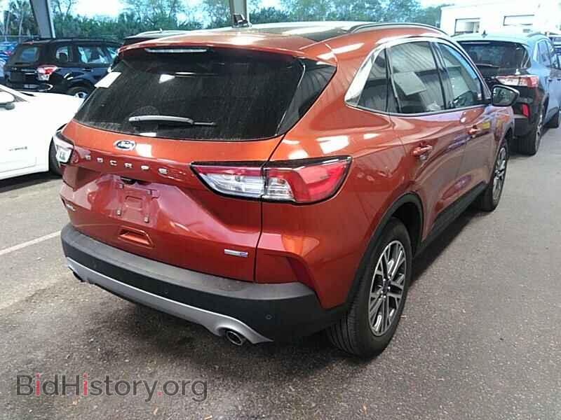 2020 Ford Escape - VIN: 1FMCU9H68LUA37224 - Фото 2