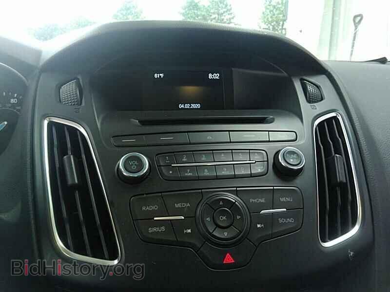 2015 Ford Focus - VIN: 1FADP3K2XFL241378 - Photo 4