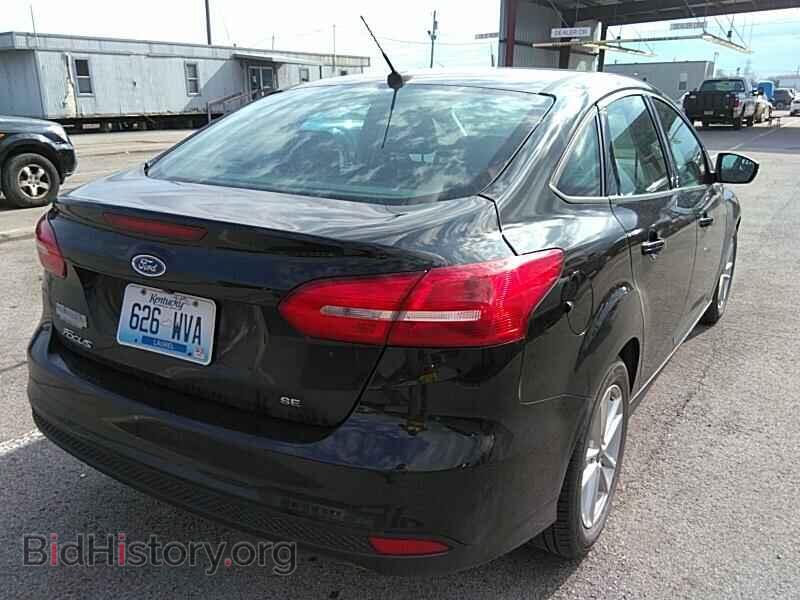 2017 Ford Focus - VIN: 1FADP3F24HL272090 - Фото 2