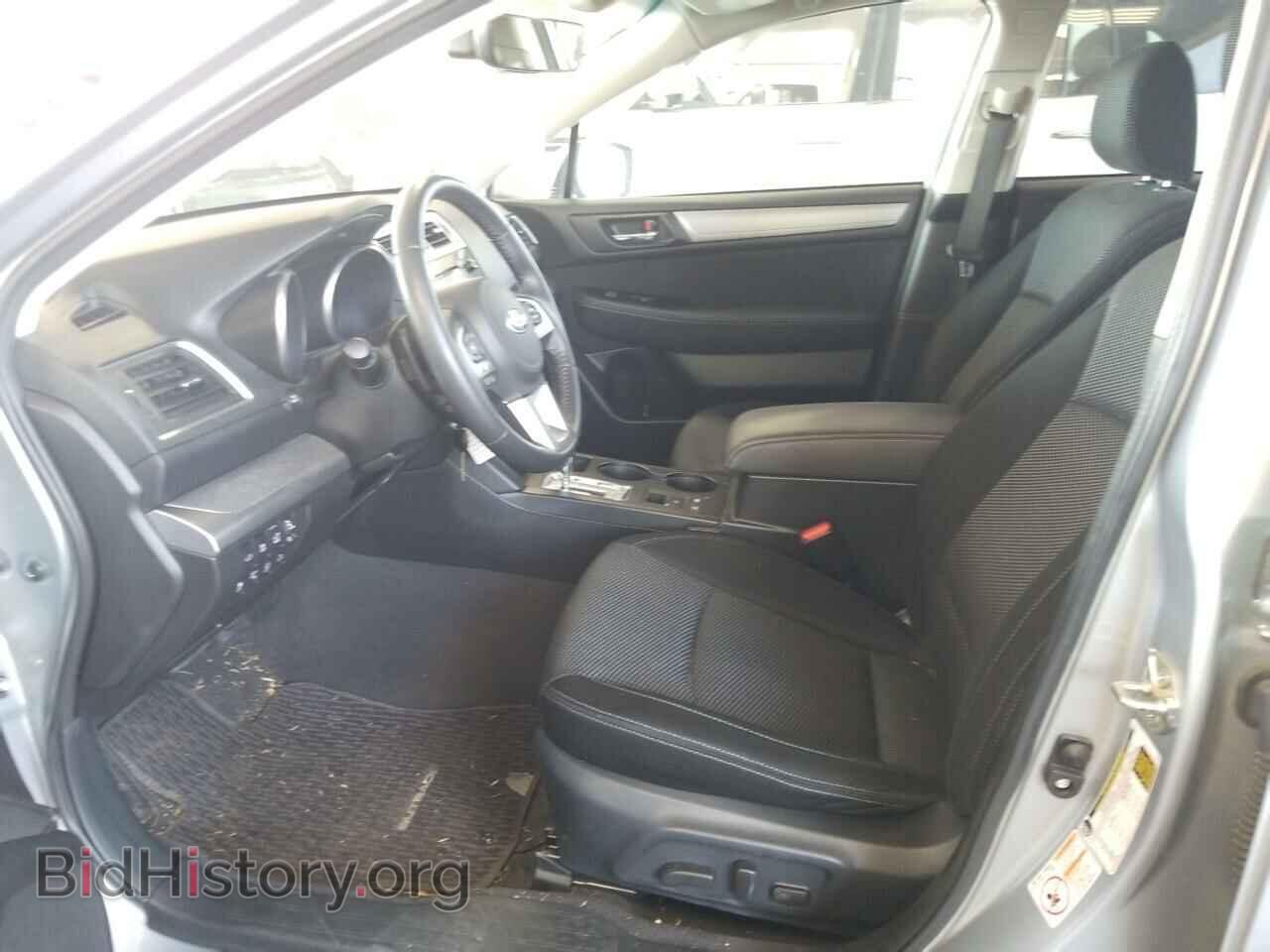 2017 Subaru Outback - VIN: 4S4BSAFC8H3317850 - Фото 3