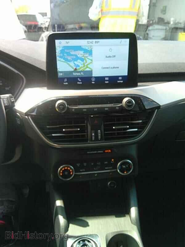 2020 Ford Escape - VIN: 1FMCU0H64LUA37300 - Photo 4