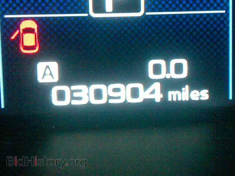 2017 Subaru Outback - VIN: 4S4BSAFC1H3380532 - Photo 5
