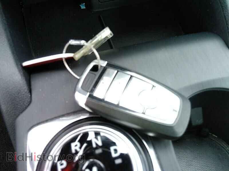 2020 Ford Escape - VIN: 1FMCU9J9XLUA58614 - Фото 8