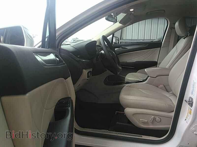 2017 Lincoln MKC - VIN: 5LMCJ1C96HUL54158 - Фото 3