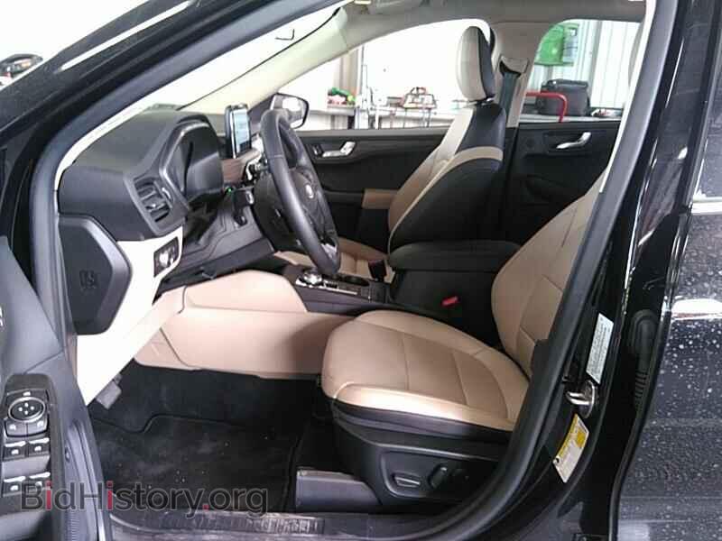 2020 Ford Escape - VIN: 1FMCU9J93LUA58762 - Фото 3