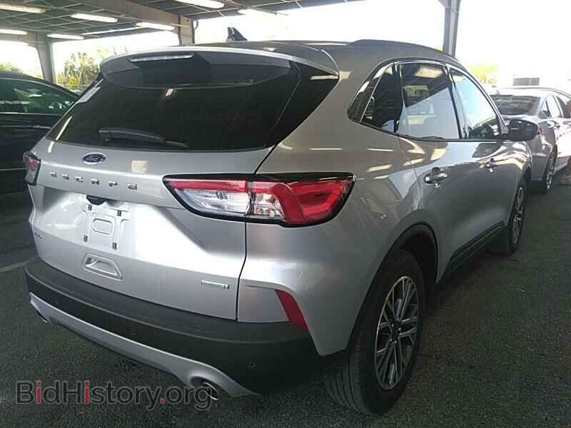 2020 Ford Escape - VIN: 1FMCU0H68LUA37266 - Фото 2