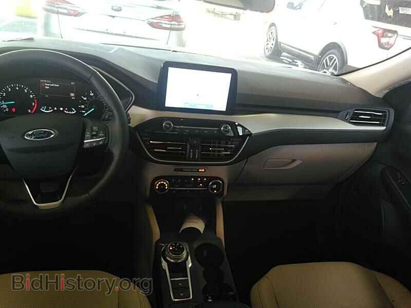 2020 Ford Escape - VIN: 1FMCU0H68LUA37266 - Фото 4