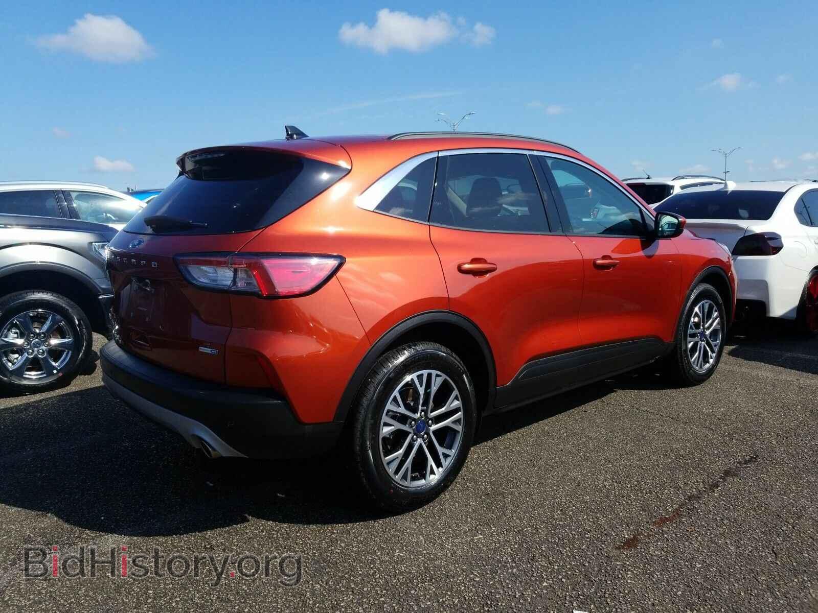 2020 Ford Escape - VIN: 1FMCU9H69LUA58731 - Фото 2
