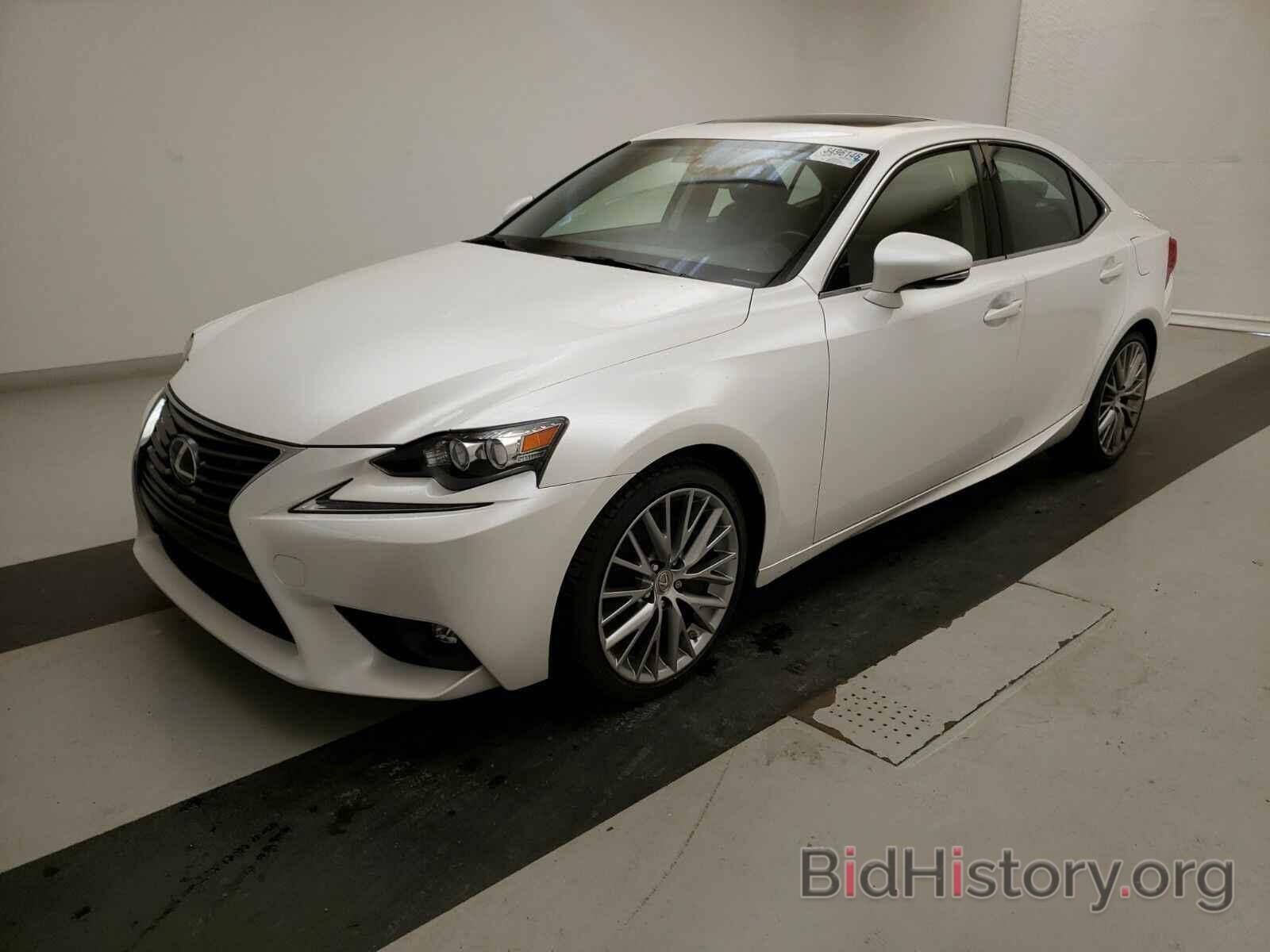 Photo JTHCM1D20G5014138 - Lexus IS 300 2016