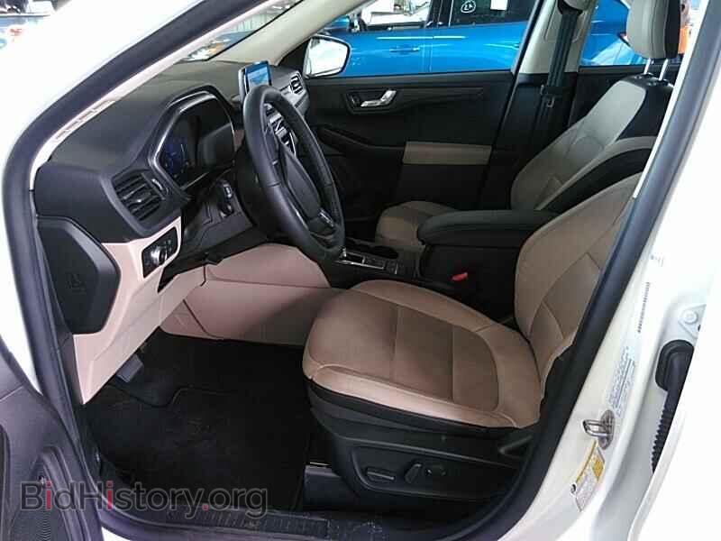 2020 Ford Escape - VIN: 1FMCU9J95LUA58620 - Photo 3