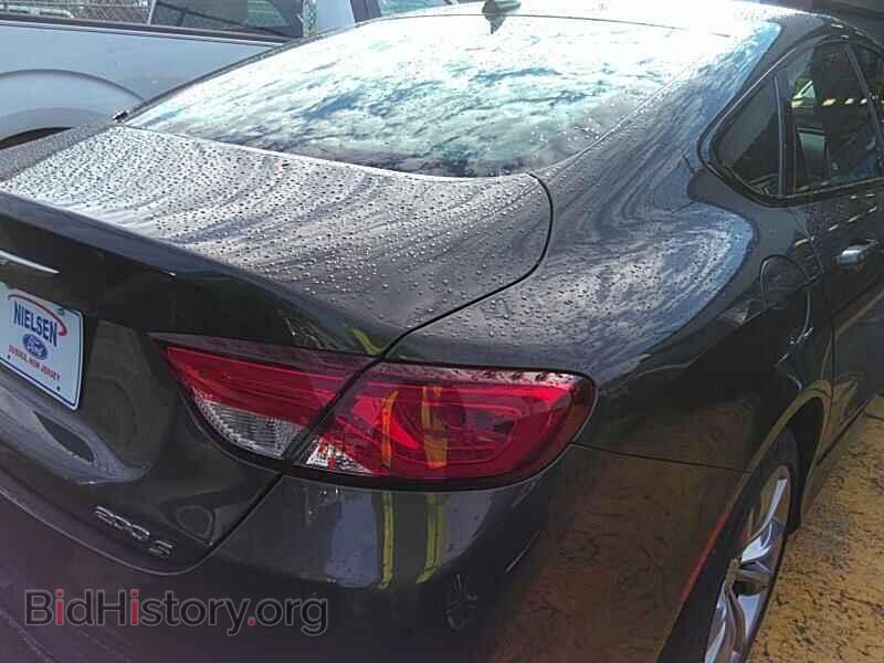 2016 Chrysler 200 - VIN: 1C3CCCBB8GN128539 - Photo 2