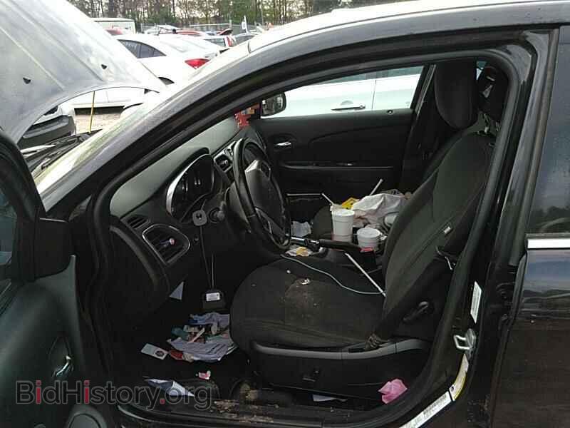 2011 Chrysler 200 - VIN: 1C3BC1FB3BN512876 - Фото 3
