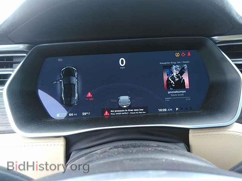 2017 Tesla Model S - VIN: 5YJSA1E13HF178723 - Photo 5