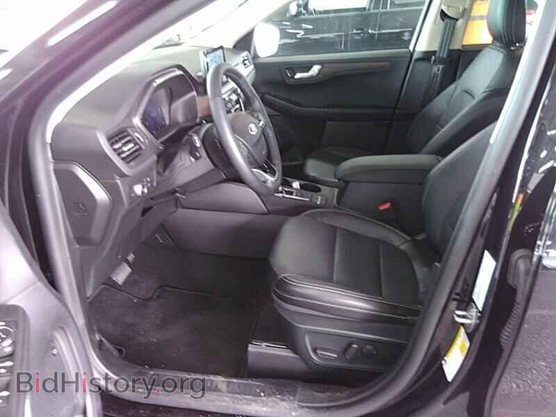2020 Ford Escape - VIN: 1FMCU9J9XLUA37312 - Фото 3