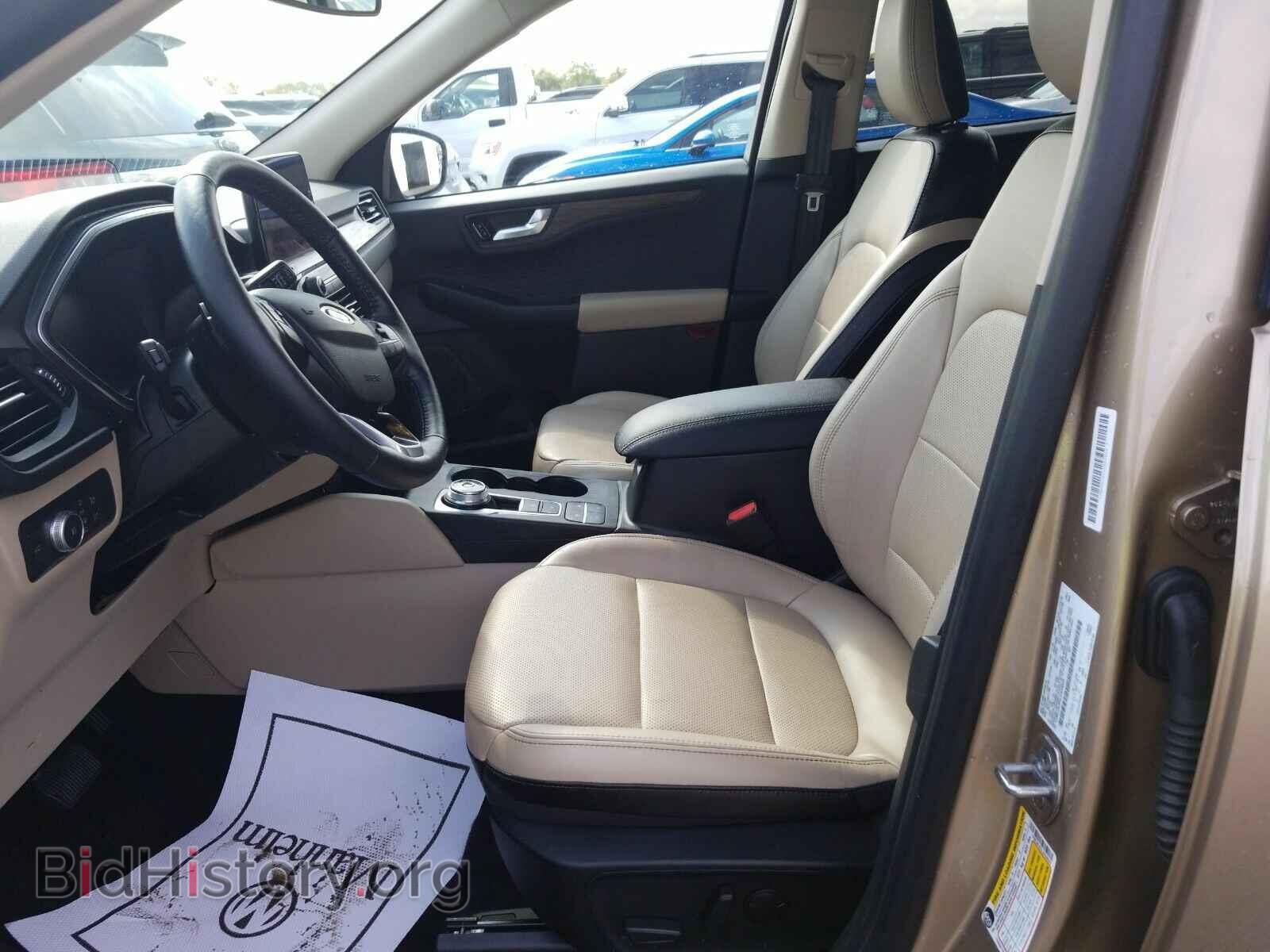 2020 Ford Escape - VIN: 1FMCU9J92LUA58624 - Photo 3