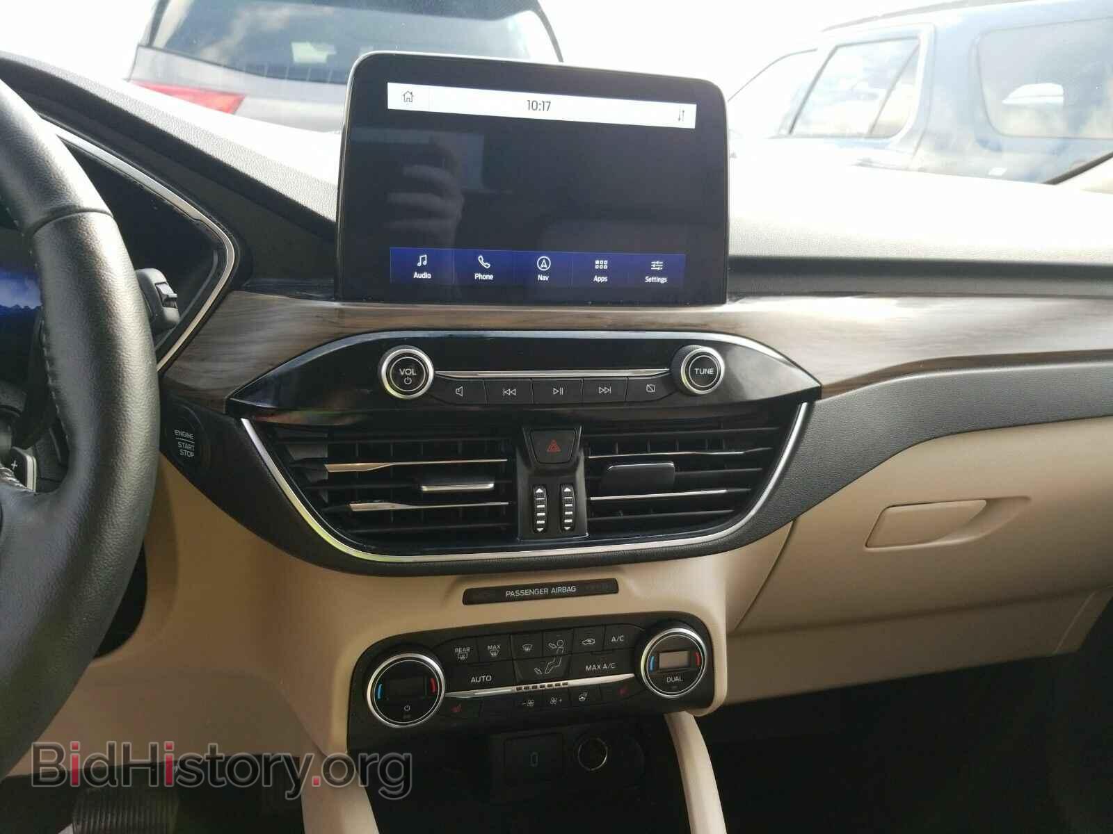 2020 Ford Escape - VIN: 1FMCU9J92LUA58624 - Photo 4