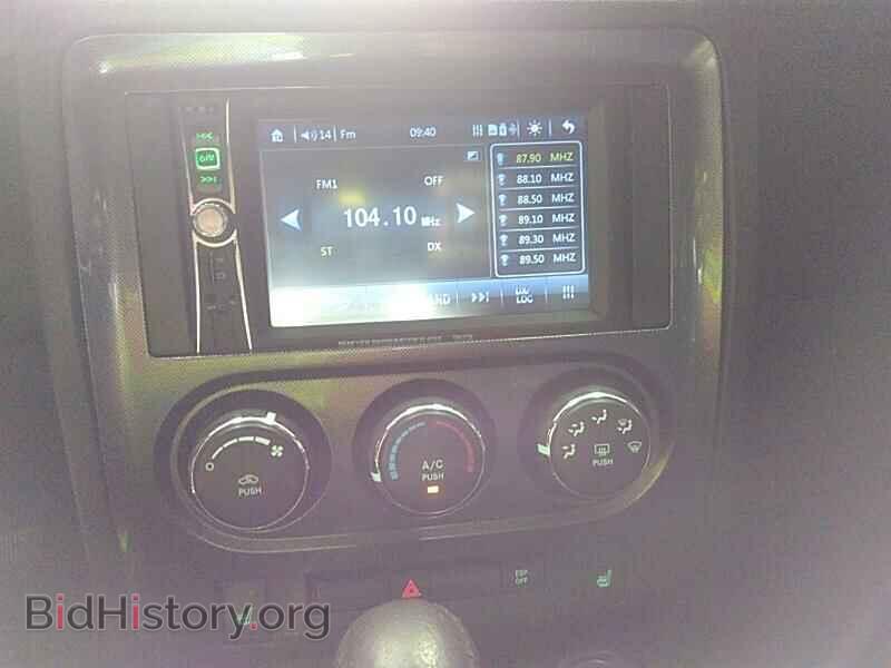 2010 Dodge Challenger - VIN: 2B3CJ5DT5AH278421 - Фото 4