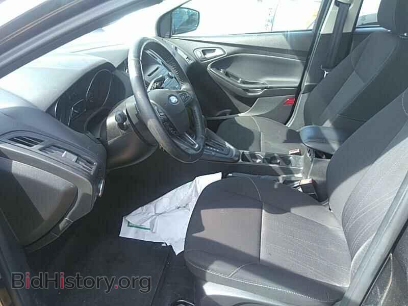 2016 Ford Focus - VIN: 1FADP3K25GL234341 - Фото 3