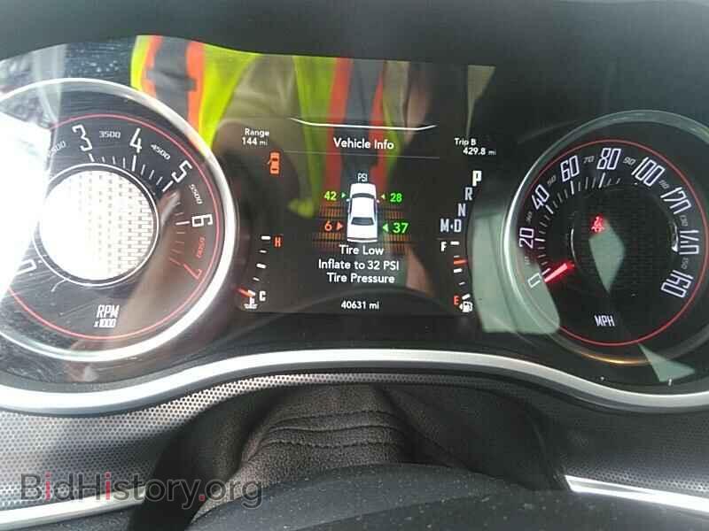 2017 Dodge Challenger - VIN: 2C3CDZAG0HH554944 - Фото 5