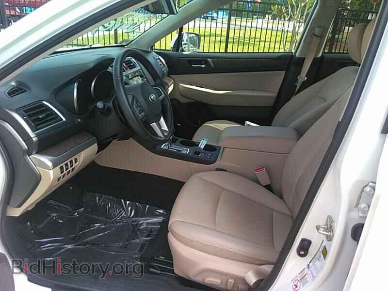 2017 Subaru Outback - VIN: 4S4BSANC1H3244614 - Фото 3