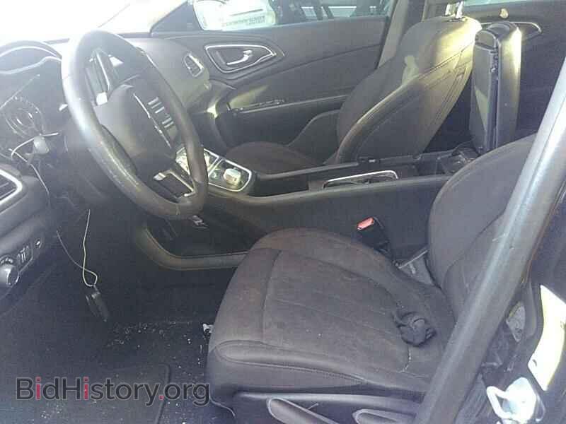 2016 Chrysler 200 - VIN: 1C3CCCAB3GN151793 - Фото 3