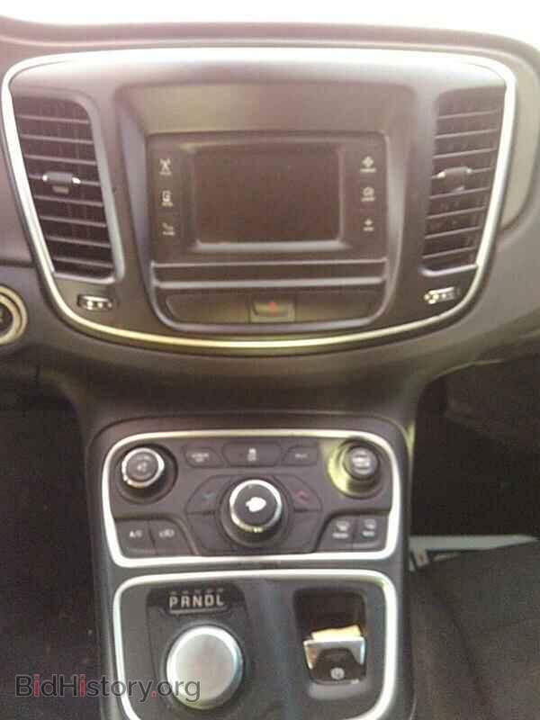 2016 Chrysler 200 - VIN: 1C3CCCAB3GN151793 - Фото 4