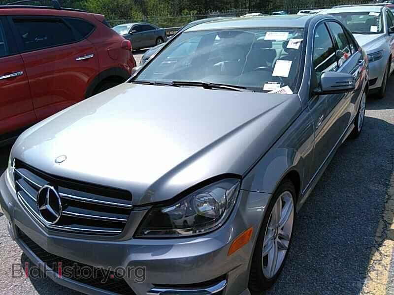 Photo WDDGF4HB5EA957077 - Mercedes-Benz C-Class 2014