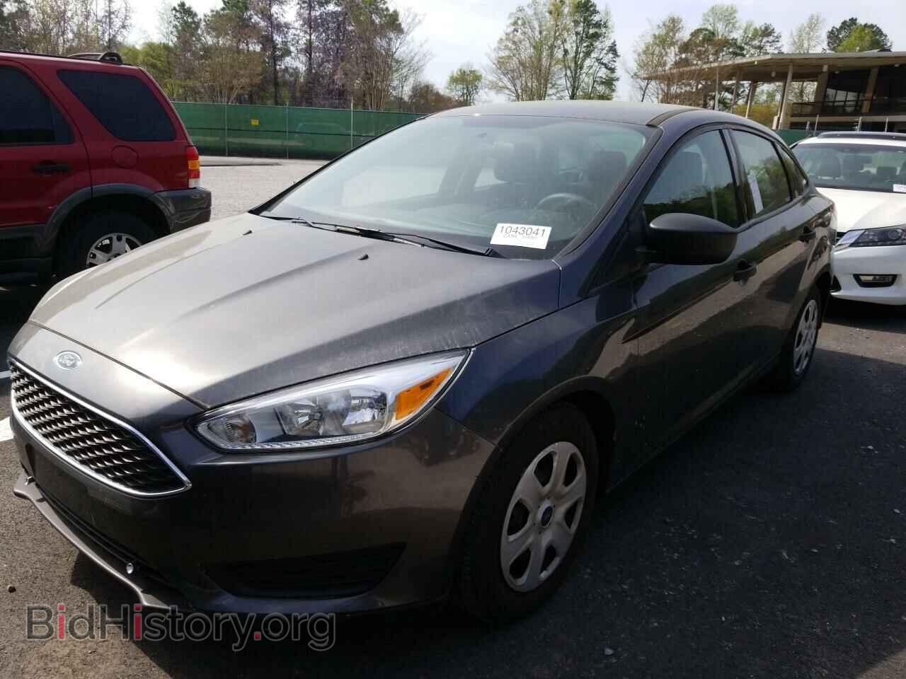 Photo 1FADP3E22HL231944 - Ford Focus 2017