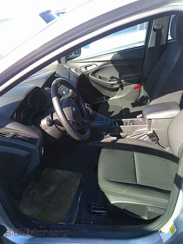 2017 Ford Focus - VIN: 1FADP3F20HL221959 - Фото 3
