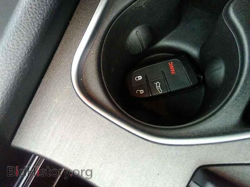 2016 Chrysler 200 - VIN: 1C3CCCAB0GN178434 - Фото 9